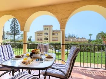 Beautiful Torreoceano 92, pool, beach Access